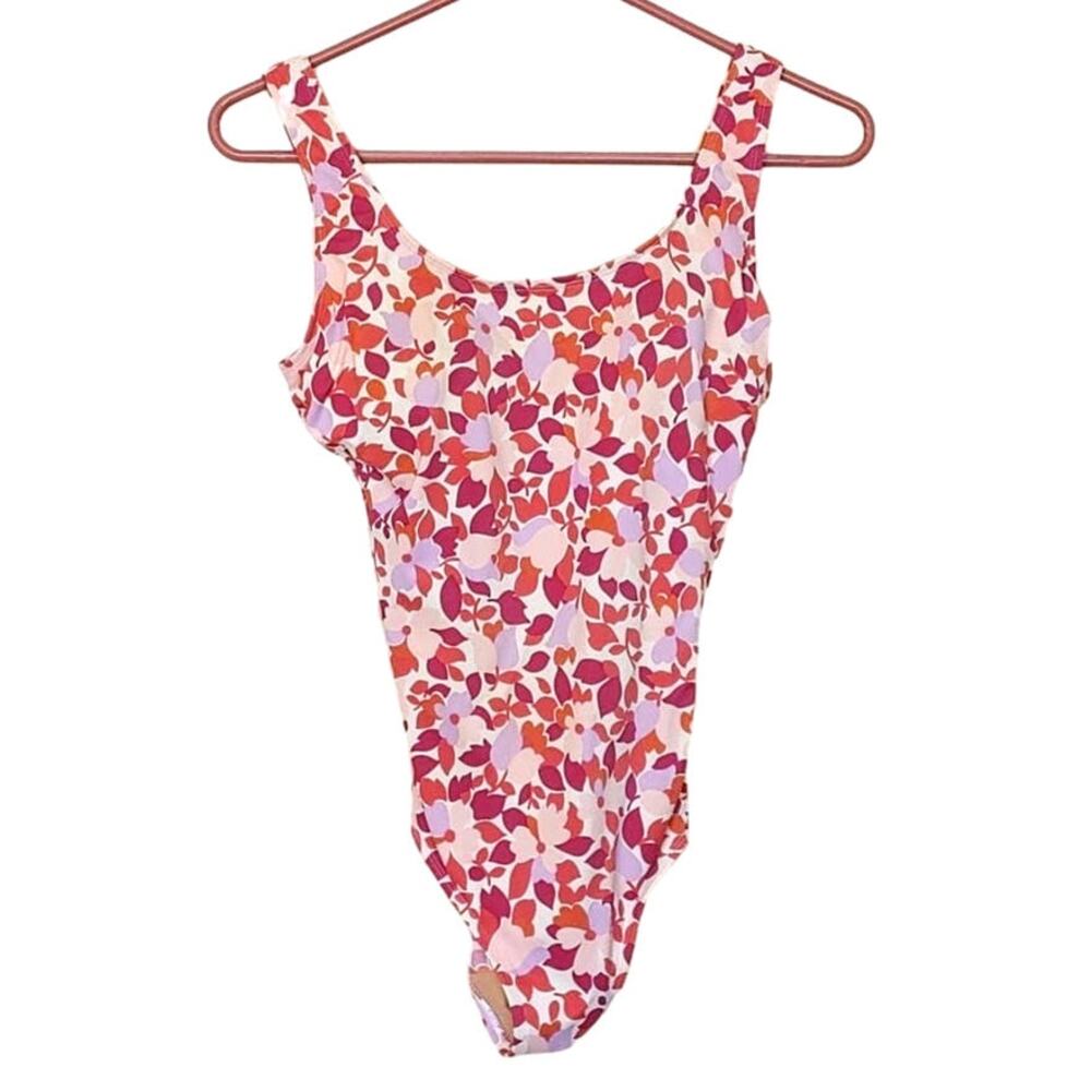 LL Bean One Piece Swimsuit Floral Pink Vibrant Swimming Summer Vacation Size 8